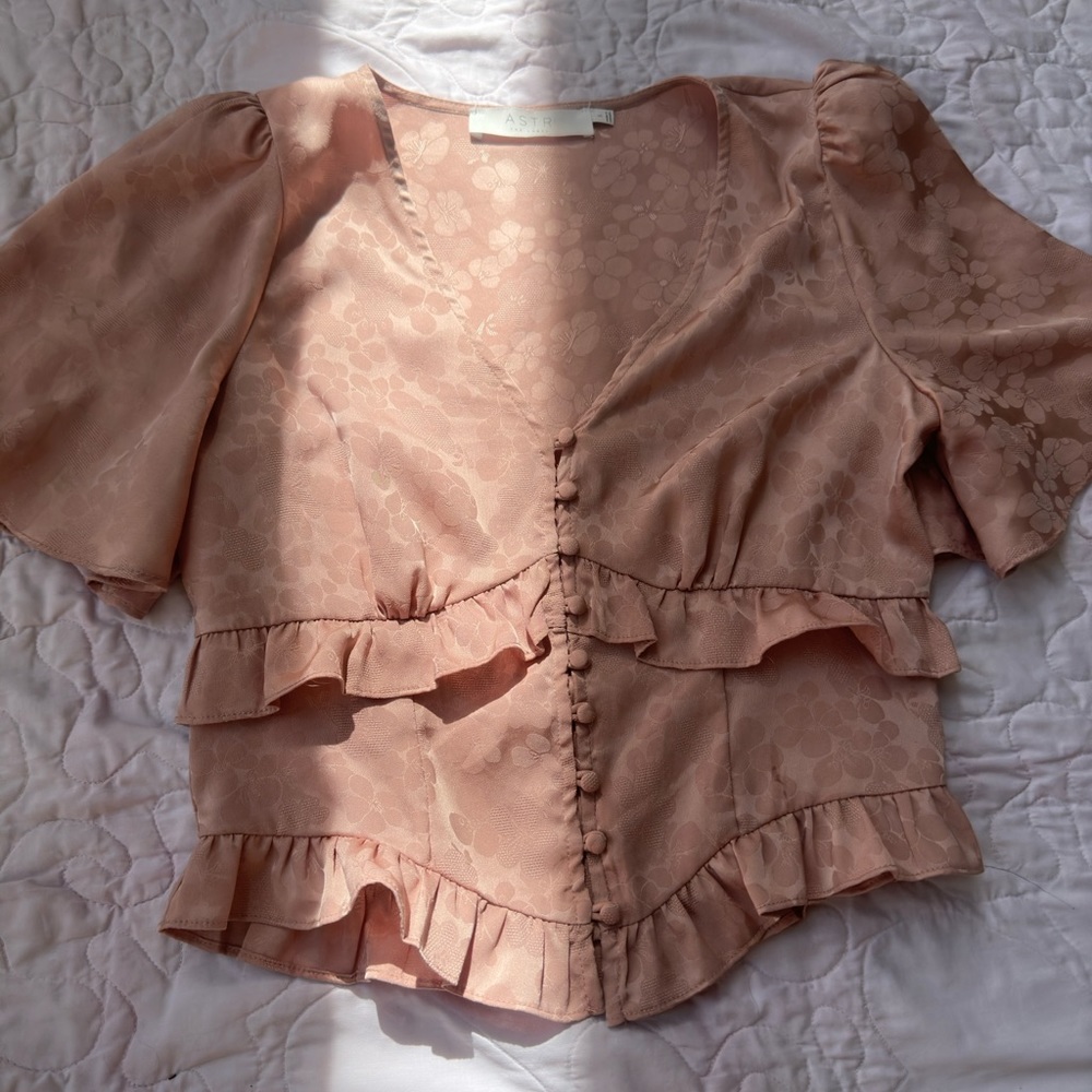 ASTR floral silky blouse